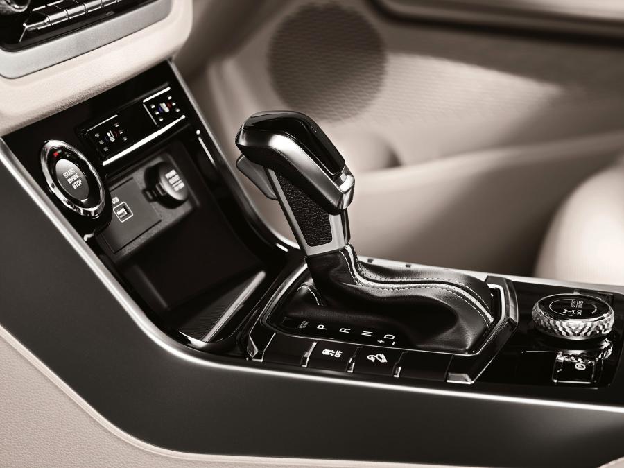 Детали интерьера SsangYong Korando (C300) 2019 года  (KR) (фото 27 из 40)